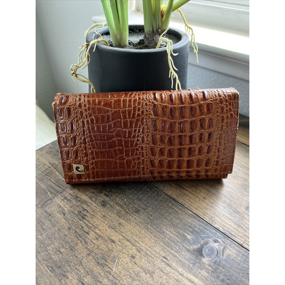 Pierre Cardin vintage alligator woman's accordion wallet cocoa brown